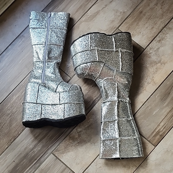 Demonia Shoes - DEMONIA STACK 301G SIZE 8 SILVER GLITTER BOOTS
